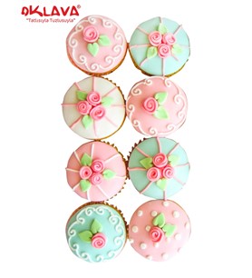 çiçekli cupcake, cupcake modelleri, özel gün cupcakeleri