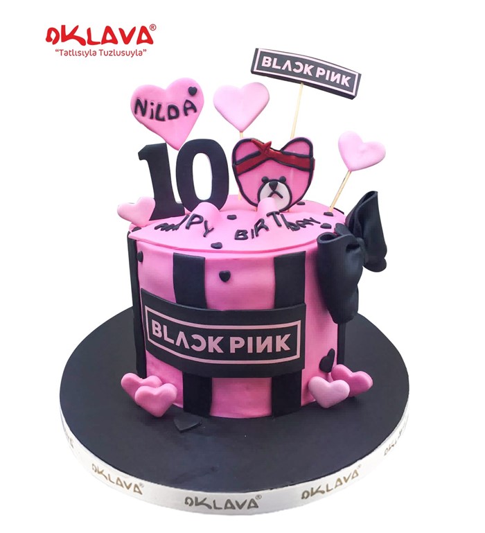 Black Pink Pastası, Şeker Hamurundan Black Pink Pastası