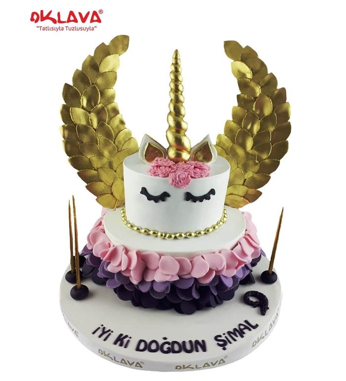 altın kanatlı pasta, unicorn pastası, kız çocuk pastası