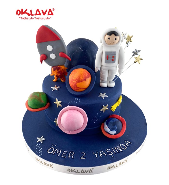 Uzay ve Astronot Pastası, Şeker Hamurundan Astronot Pasta